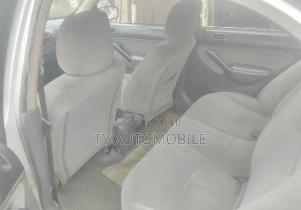 Honda Civic 2003 Silver