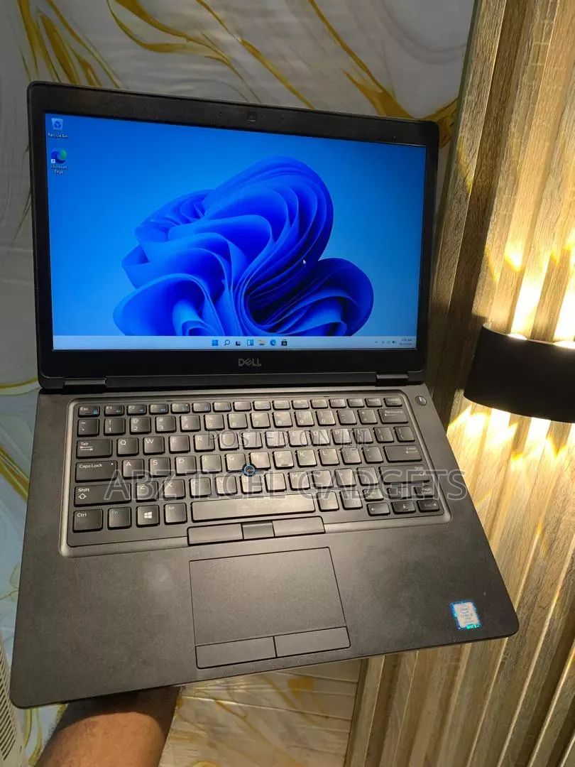Laptop Dell Latitude 5490 8GB Intel Core i5 SSD 256GB