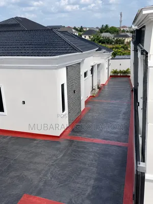 3bdrm Bungalow in Obafemi-Owode for sale