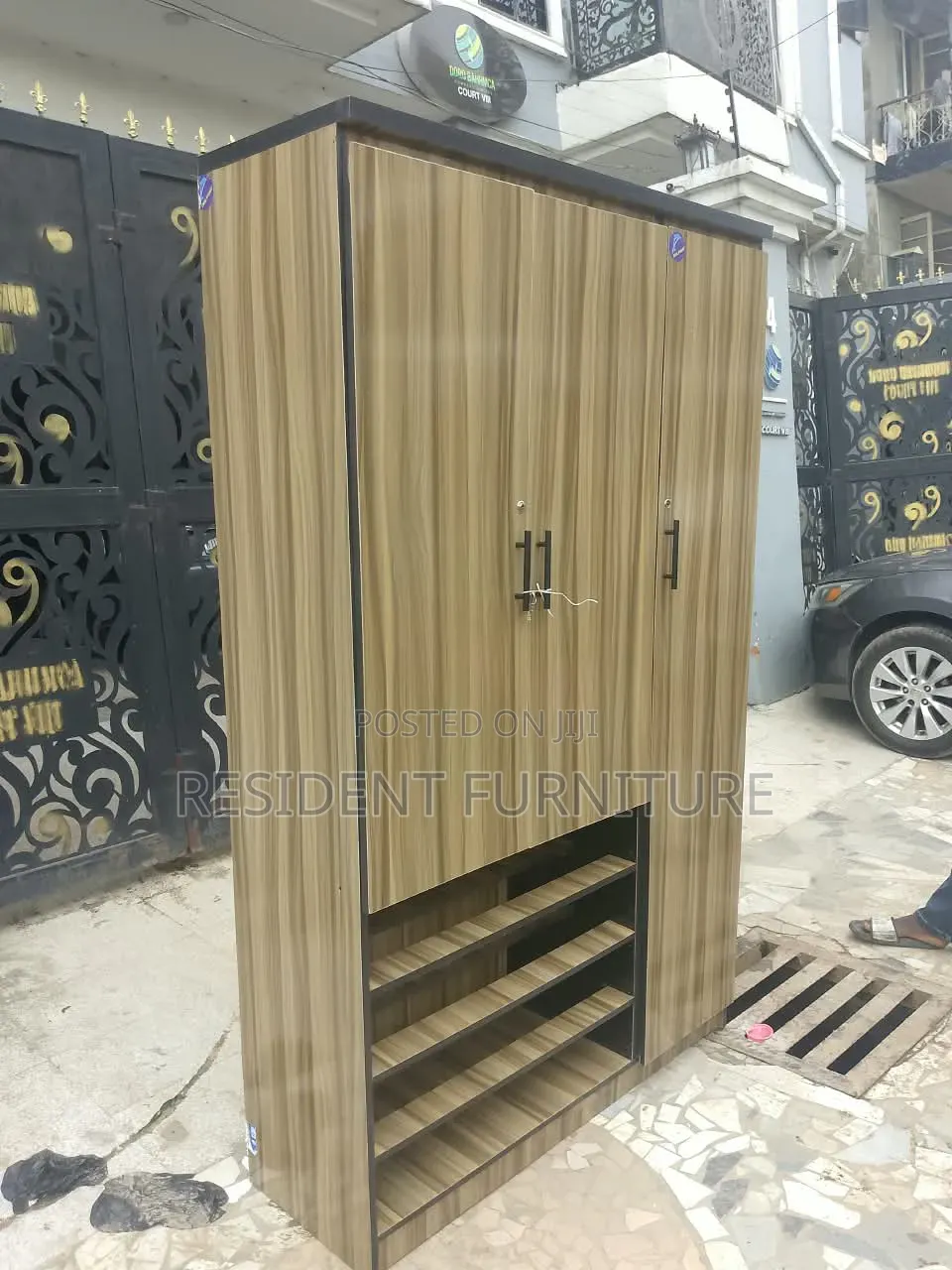 4 Feet Fitted Wardrobe