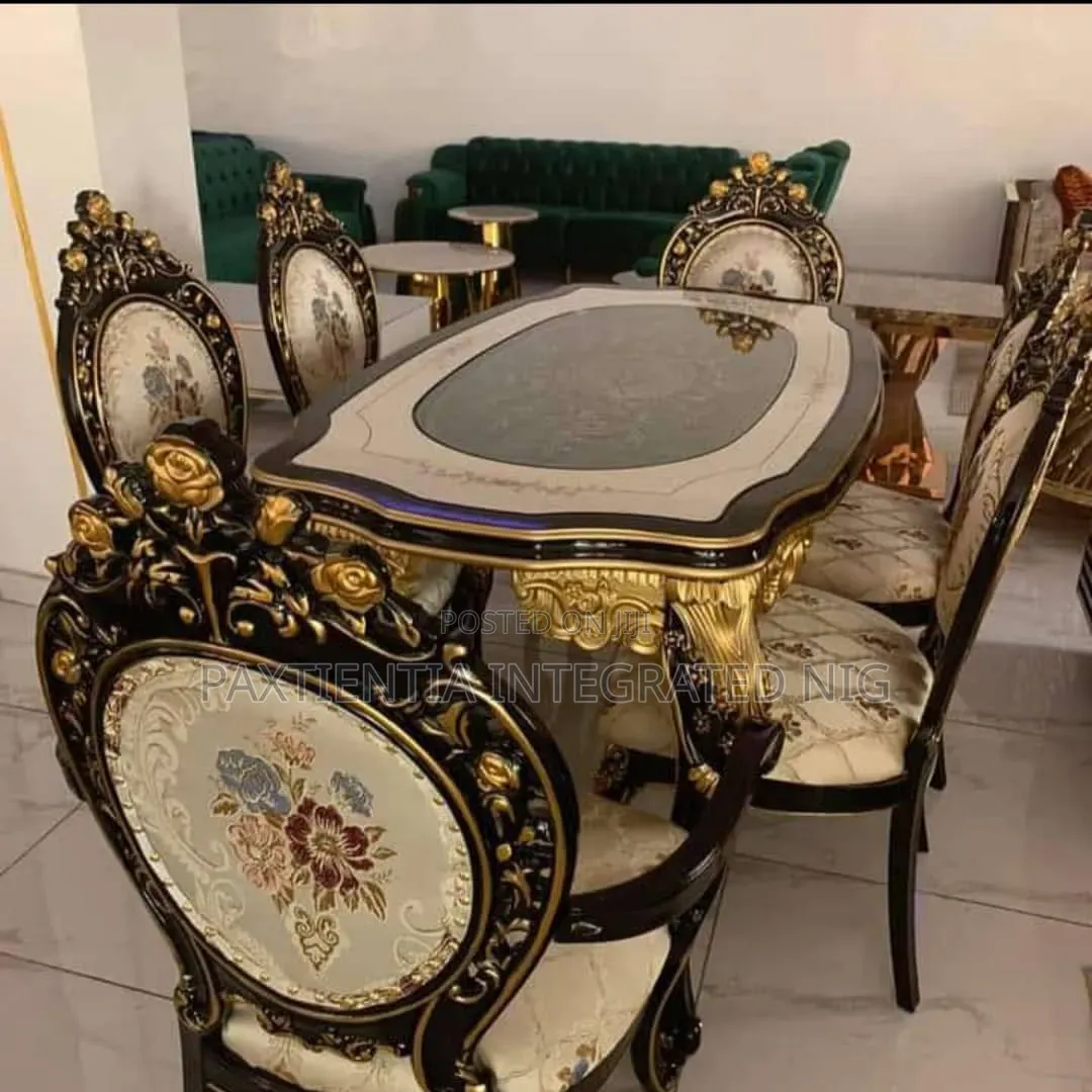 Executive Royal Dining