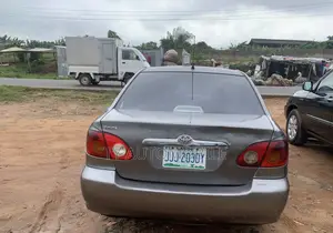 Toyota Corolla 2004 Gray