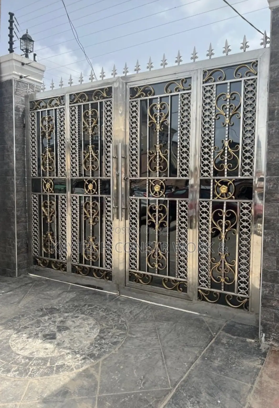 Premium Stainless Steel Gate — Built for Elegance & Security