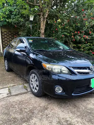 Toyota Corolla LE 4dr Sedan (1.8L 4cyl 4A) 2010 Black