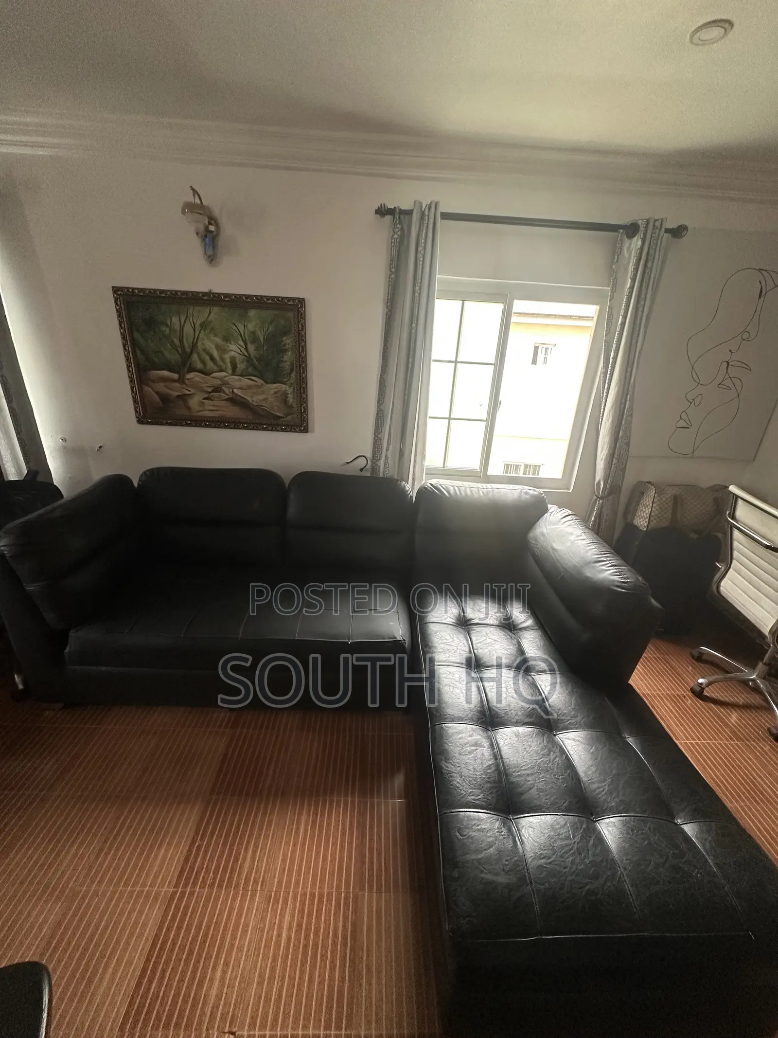  L-Shape Leather Sofa for Sale!