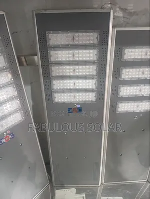 Benita 100w Industrial Light Aluminium Body Solar Street Light 5 Lines