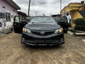 Toyota Camry SE 4dr Sedan (2.5L 4cyl 6A) 2013 Black