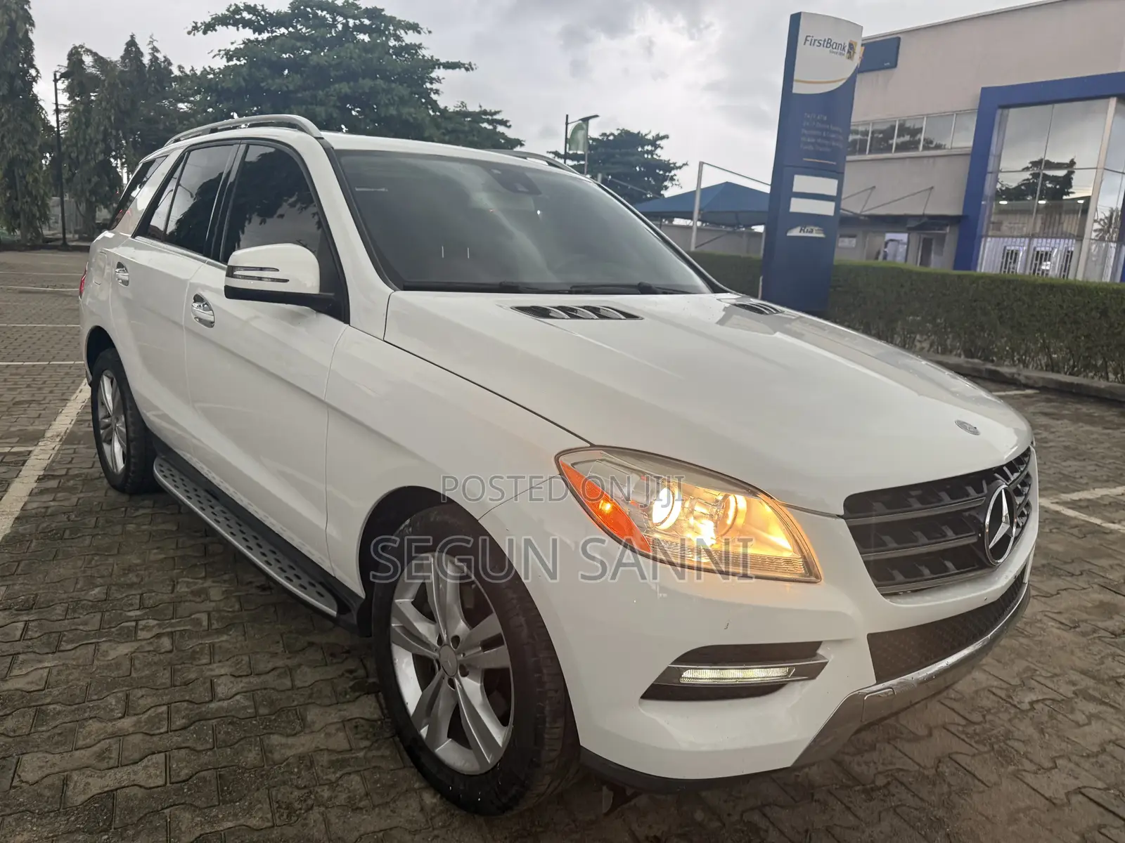 Mercedes-Benz M Class ML350 4MATIC 4dr SUV AWD (3.5L 6cyl 7A) 2014