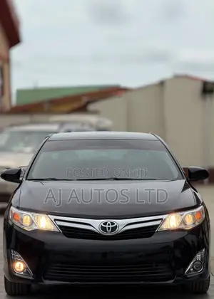 Toyota Camry LE 4dr Sedan (2.5L 4cyl 6A) 2013 Black
