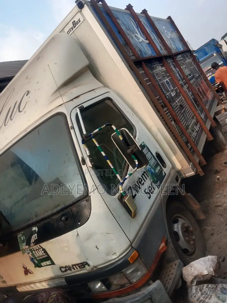 Toyota Coaster 1994 White