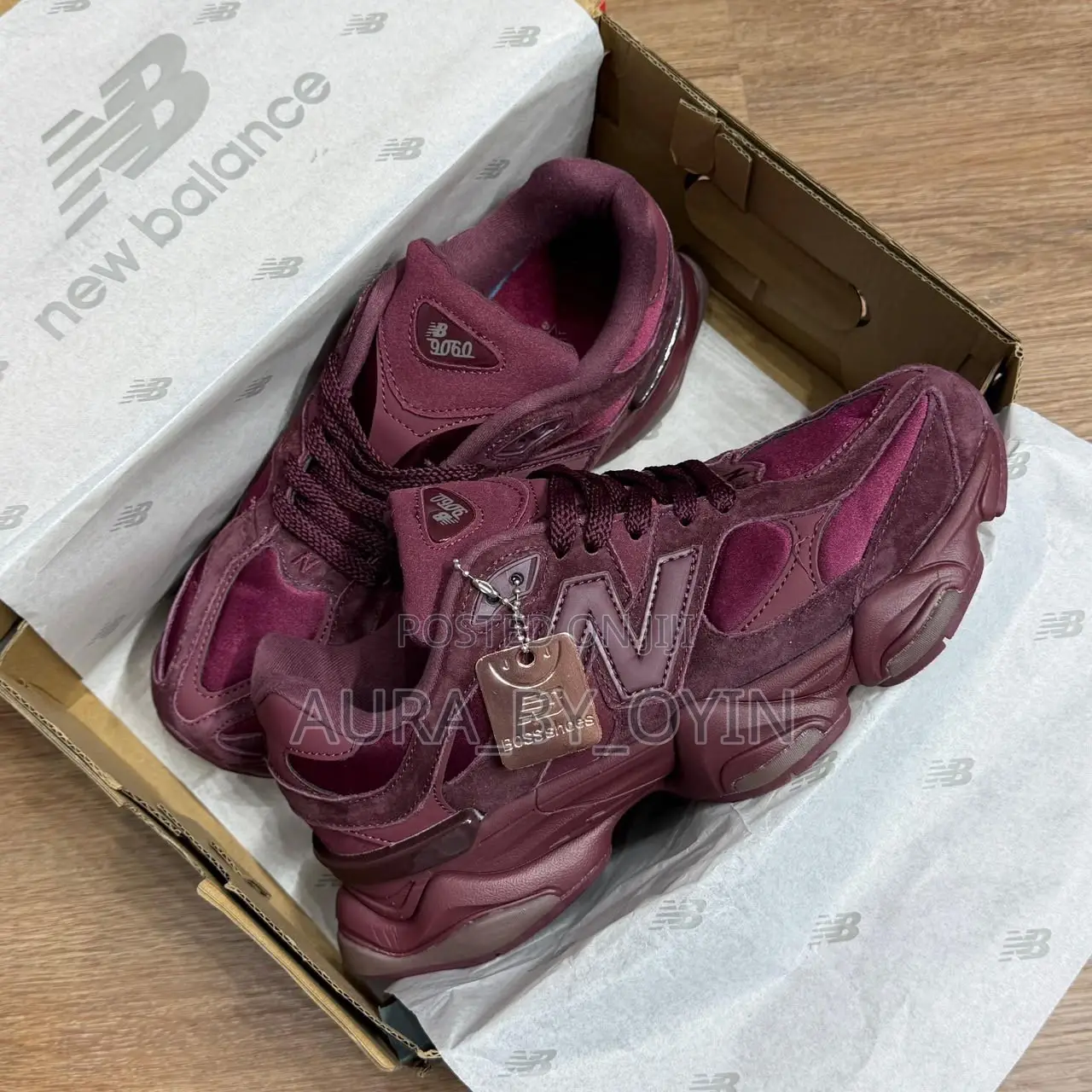 Unisex New Balance Sneakers(Original Quality)