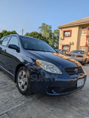 Toyota Matrix Hatchback FWD (1.8L 4cyl 5M) 2006 Blue