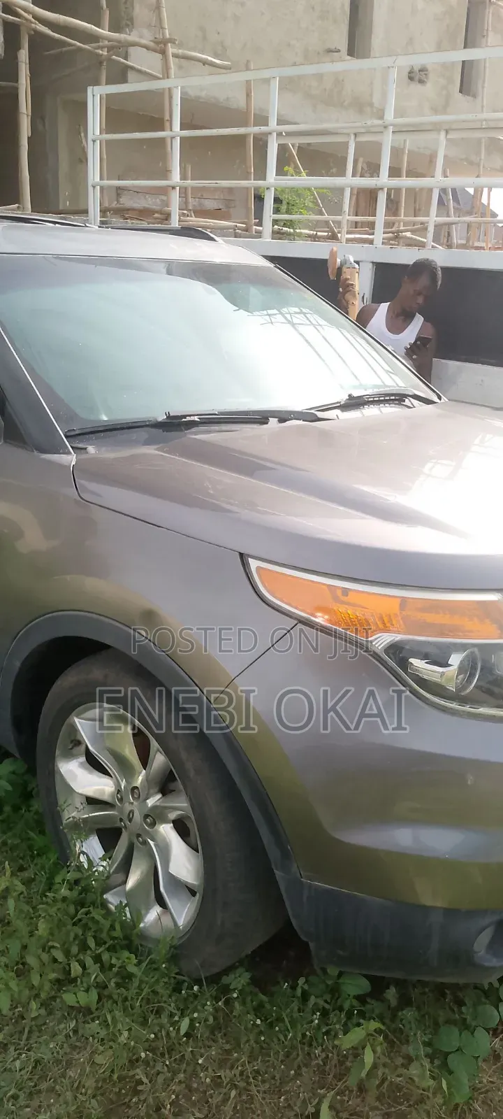Ford Explorer 2012 Gray