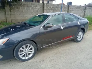 Lexus ES 350 2011 Black