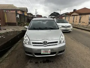 Toyota Corolla Verso 1.6 2007 Silver