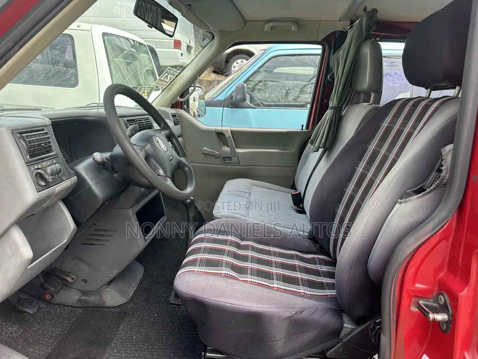 Volkswagen Transporter 2005 Red
