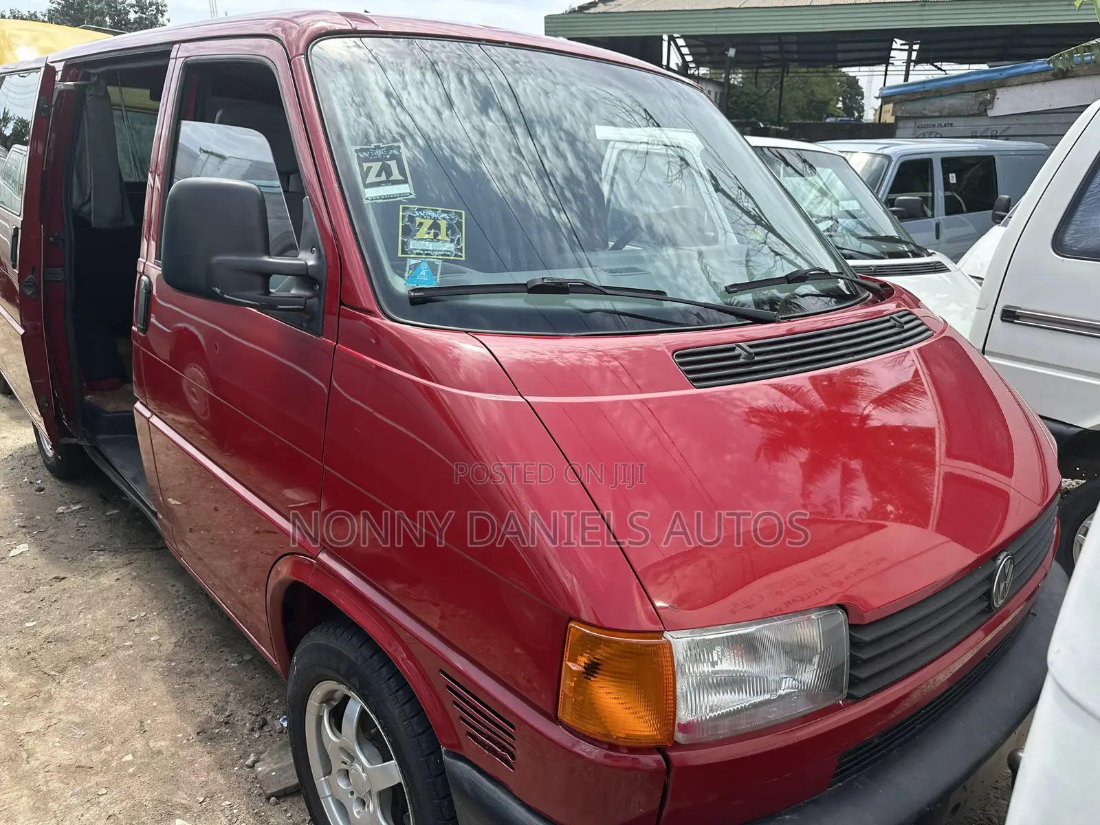 Volkswagen Transporter 2005 Red