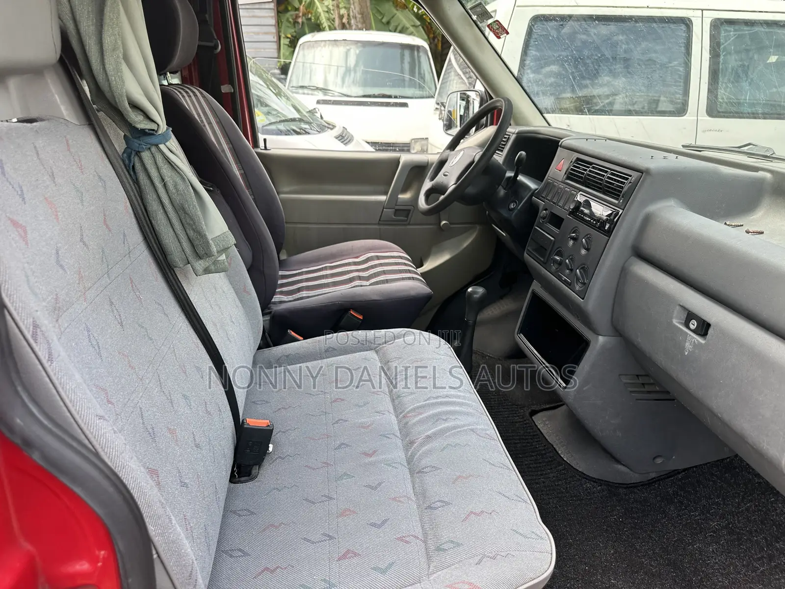Volkswagen Transporter 2005 Red