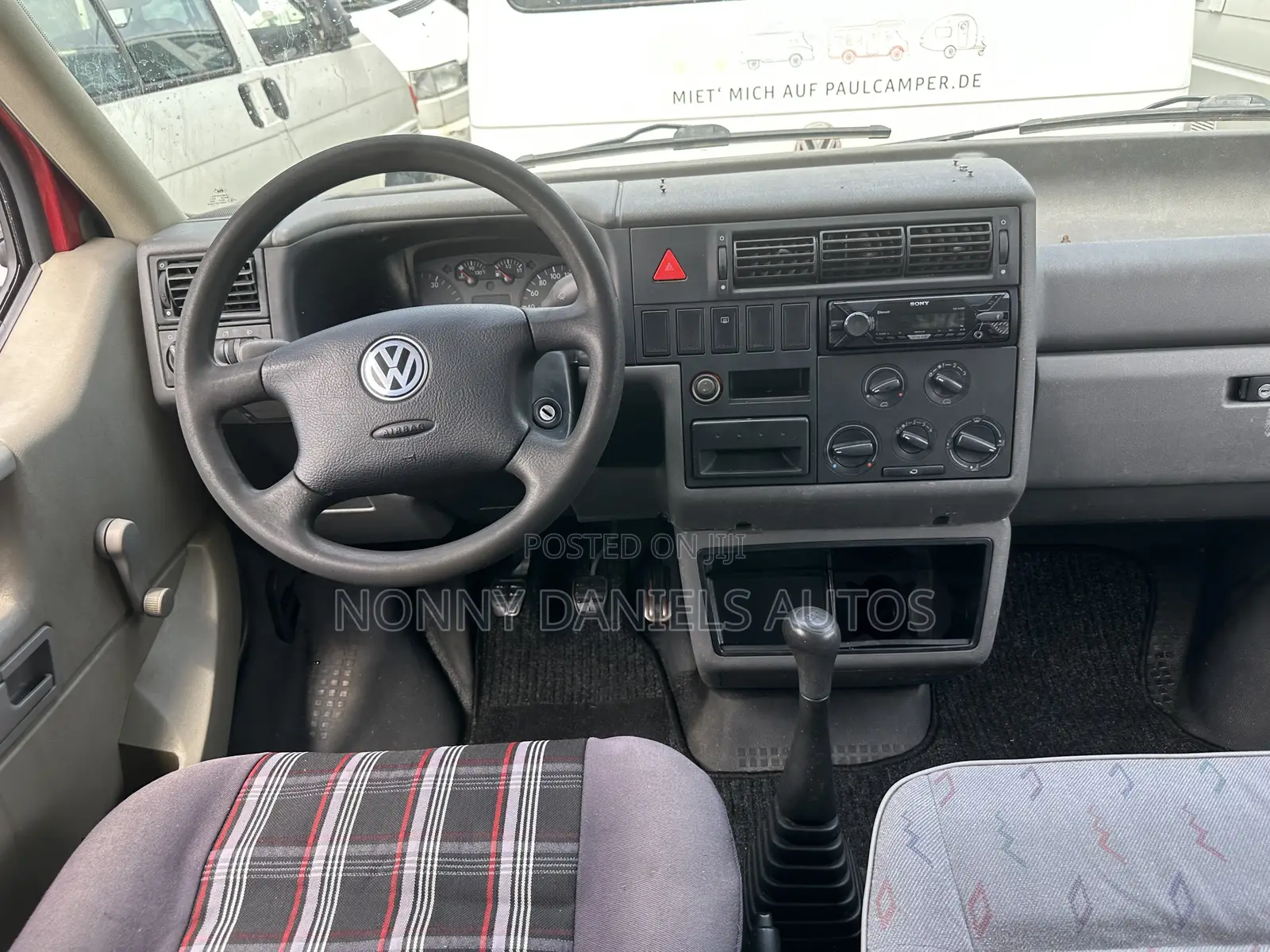 Volkswagen Transporter 2005 Red