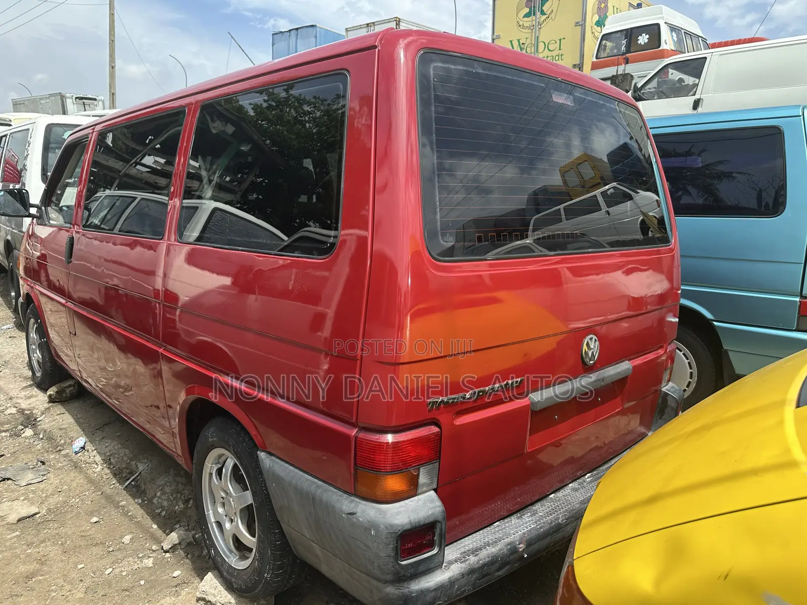 Volkswagen Transporter 2005 Red