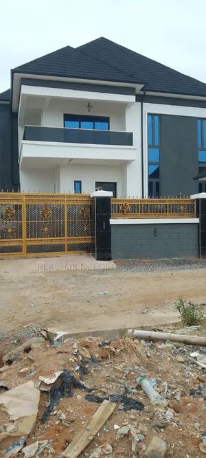 Primelux Exclusive Estate Apo Waru