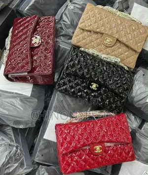 Glossy Luxury Women’s Handbag – Stylish Fashion Bag