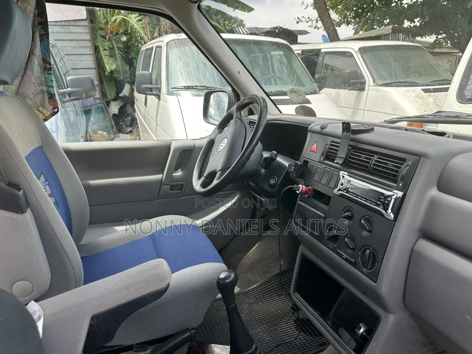 Volkswagen Transporter 2004 White