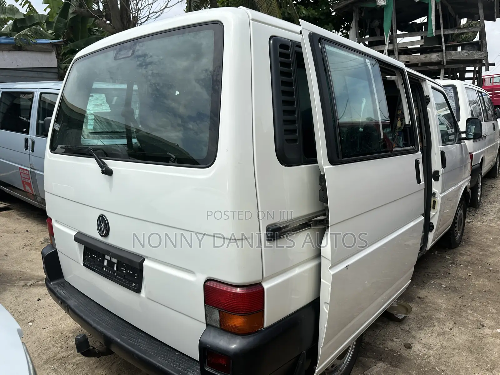 Volkswagen Transporter 2004 White