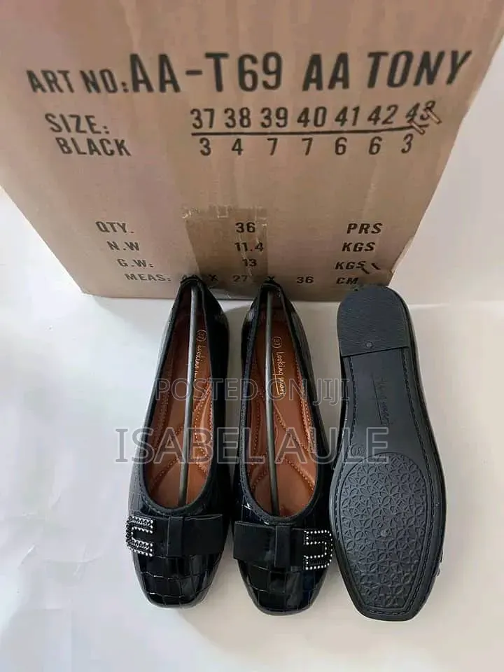 Women's Cooperate Flats