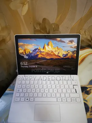 Laptop Microsoft Surface Go 2 4GB Intel Celeron HDD+SSD 256GB