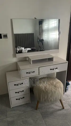 Dressing Table With Mirror, 5 Drawer Storages and Fluffy Sitting Stool