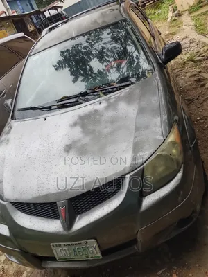 Pontiac Vibe Automatic 2004 Gray