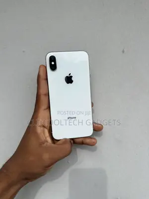 Apple iPhone X 64 GB White