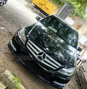 Mercedes-Benz C300 Luxury 4Matic Sedan AWD (3.5L 6cyl 7A) 2013 Black