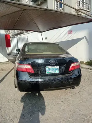 Toyota Camry XLE 4dr Sedan (2.5L 4cyl 6AM) 2010 Black