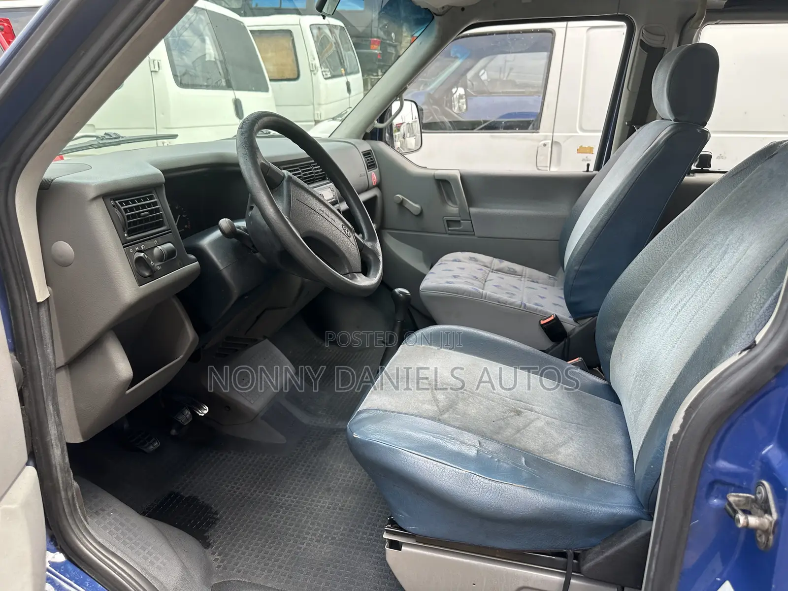 Volkswagen Transporter 2006 Blue