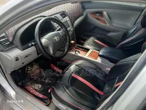 Toyota Camry 2010 Silver