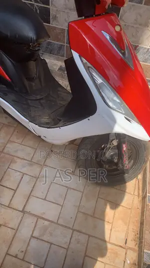 Kymco 2022 Red