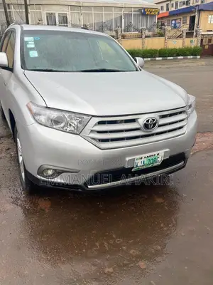 Toyota Highlander 2013 Silver