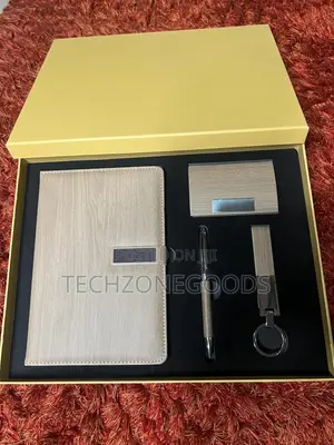 4pcs Luxury Cardholder Set