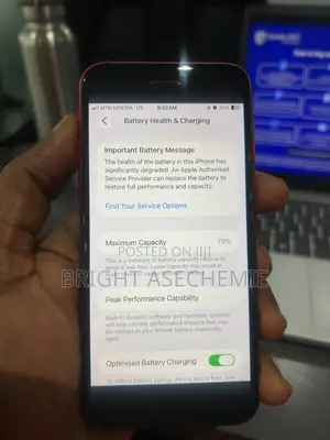 Apple iPhone SE (2022) 64 GB Red