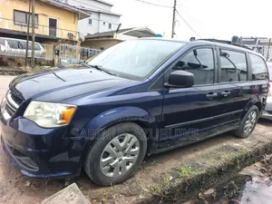 Dodge Caravan 2012 Blue