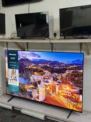 75” Hisense QLED Smart TV