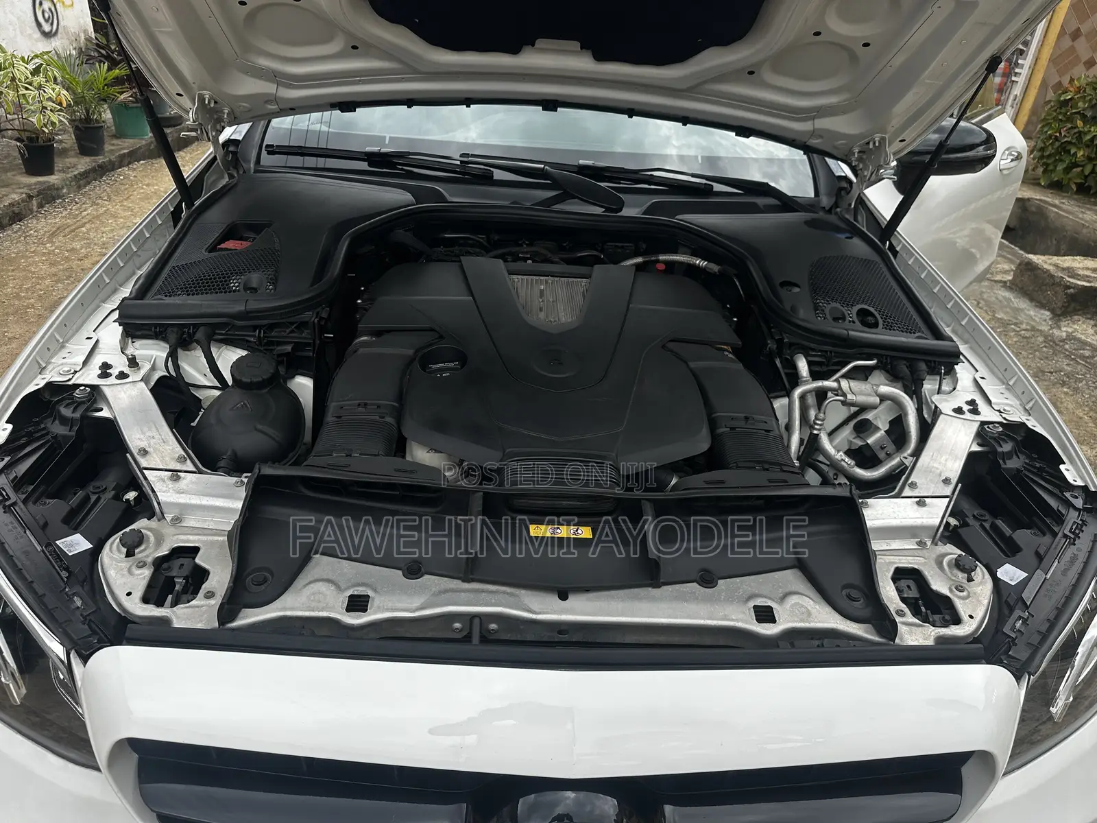 Mercedes-Benz E400 2017 White