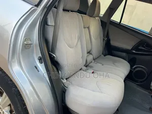 Toyota RAV4 2012 Silver