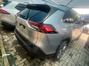 Toyota RAV4 2019 Silver
