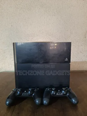 Sony PlayStation 4