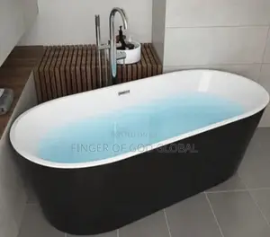 Freestanding Oval Bathtub