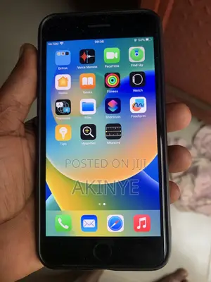 Apple iPhone 8 Plus 64 GB Black