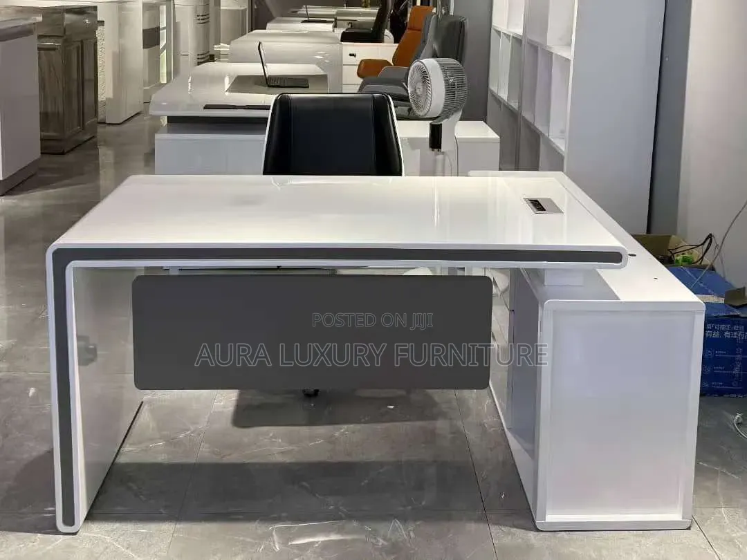 Modern Office Computer Table